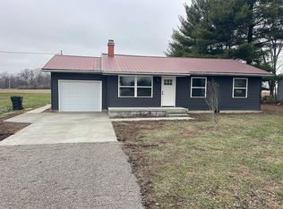 10551 N 305th St, Casey, IL 62420