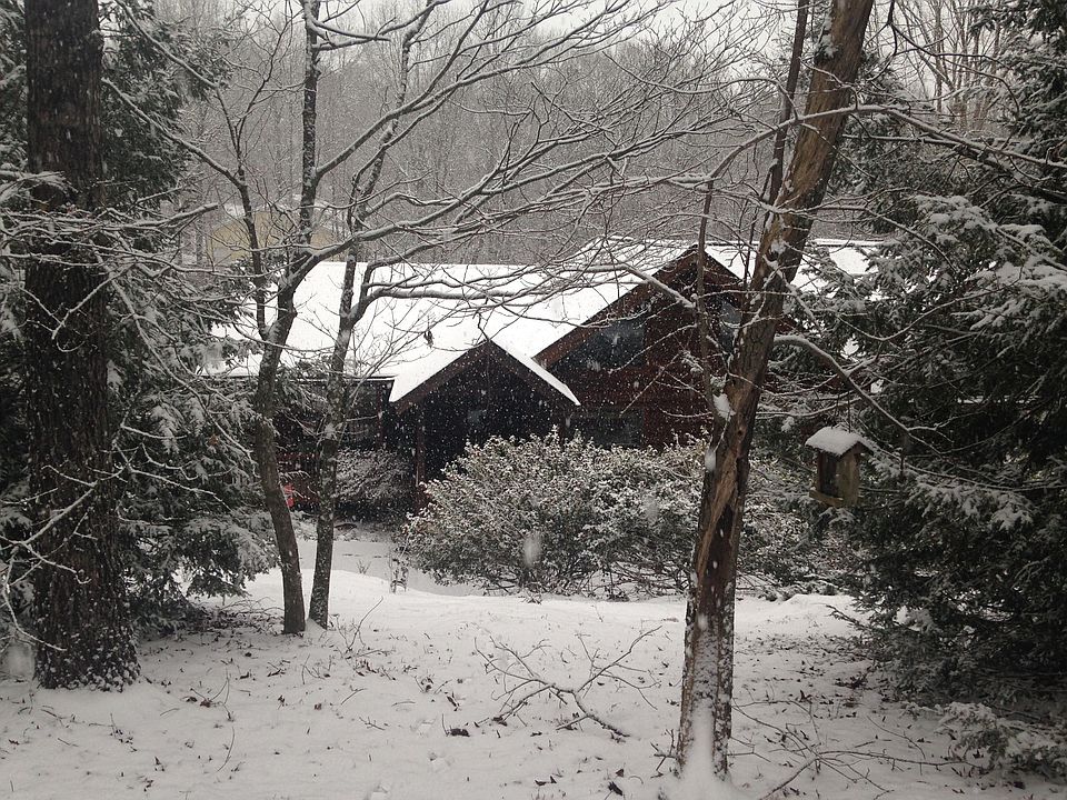 1st image of 168 Forestry Hills Dr