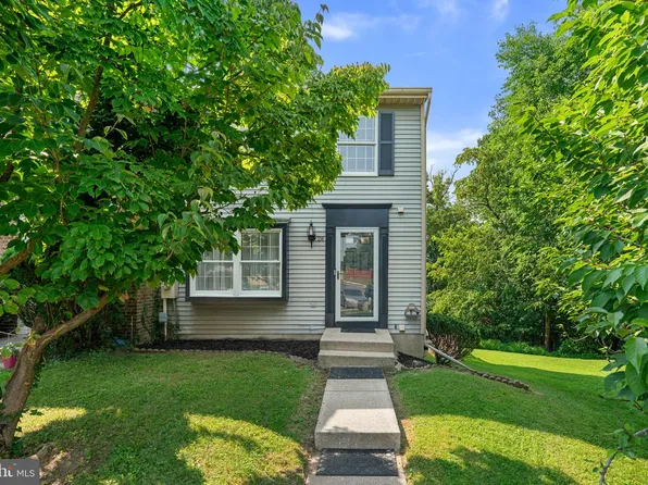 26 Spectator Ln, Owings Mills, MD 21117