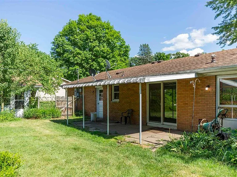 18235 Chipstead Dr — Photo 18