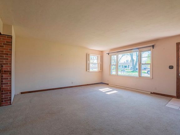 5th image of 3103 Joann Dr
