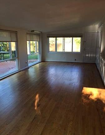 5th image of 4218 McKellar Ln