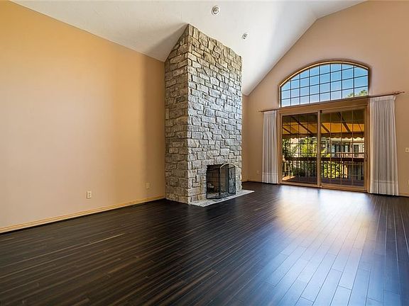 3rd image of 2246 Pebblebrook #9