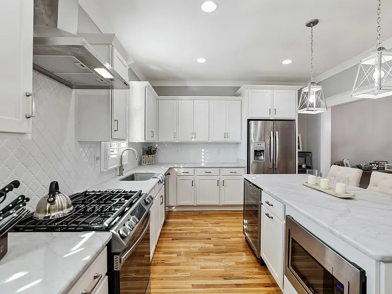 204 Burns Ave #11 — Photo 7