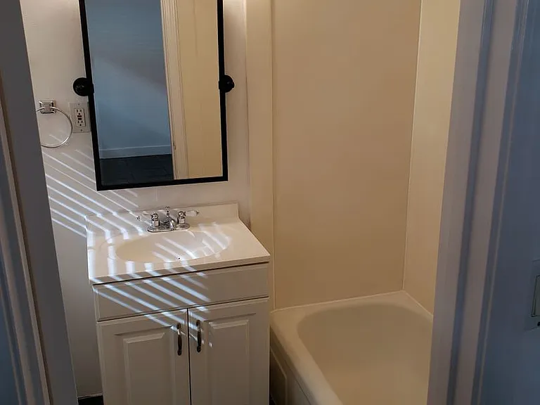 2322 Richton St #13 — Photo 6