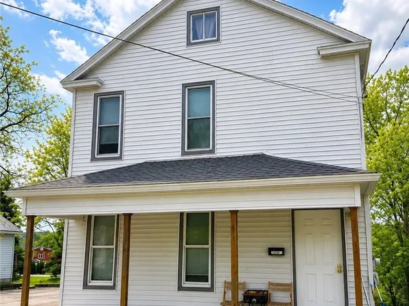 141 Prospect St, Fredonia, NY 14063