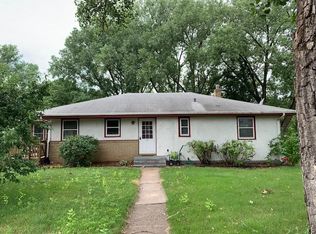 2107 Hazelwood St N, Maplewood, MN 55109