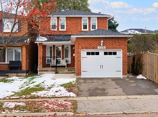 2374 Hargood Pl, Mississauga, ON L5M3G2
