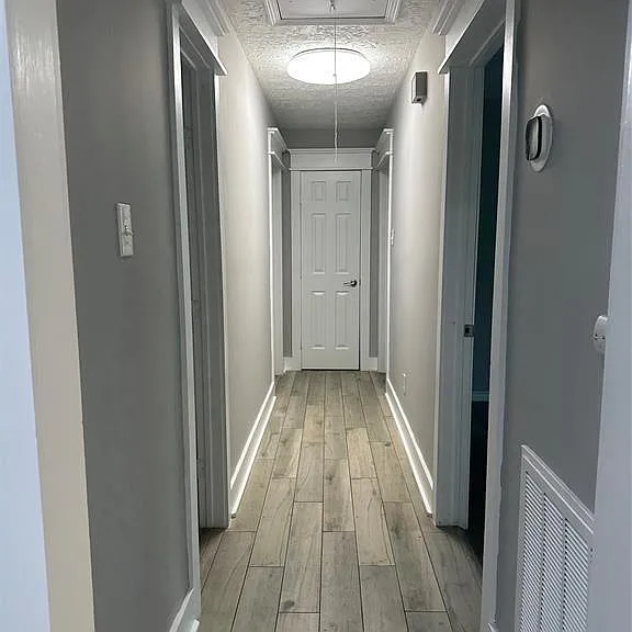 228 Oak Manor Dr — Photo 24