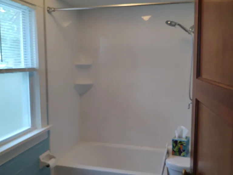 W57N512 Hilbert Ave — Photo 11