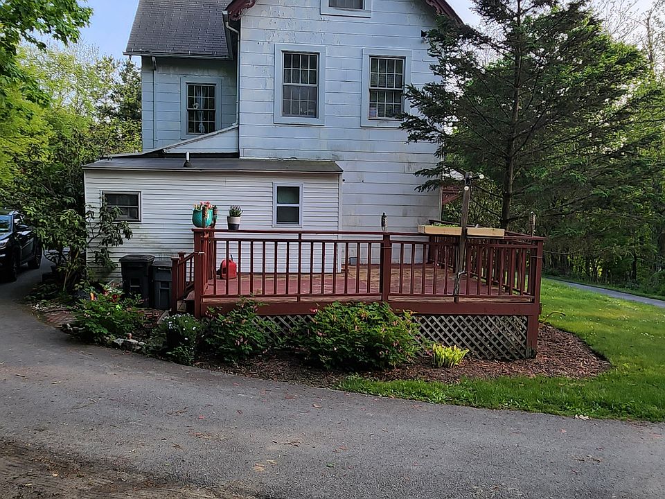 2nd image of 184 Pine Hill Rd