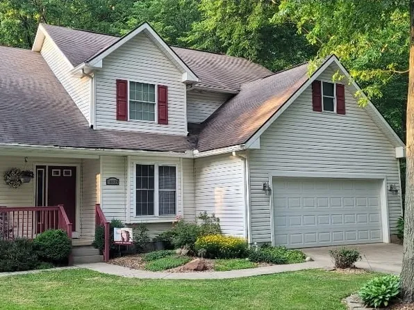 10039 Cummins Dr, Deerfield, OH 44411