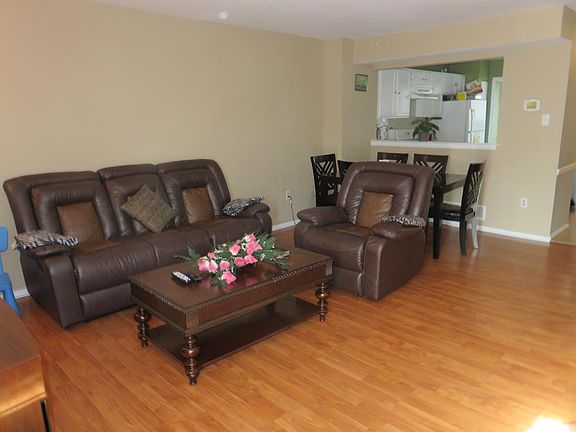 LivingRoom2