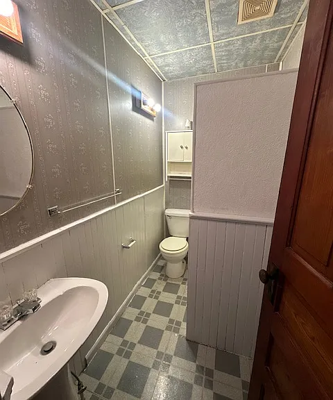 304 W Huron Ave #5 — Photo 6