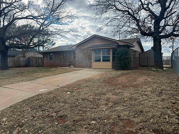 2nd image of 180163 Larue Dr