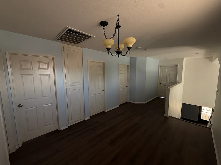 27211 Soprano St — Photo 15