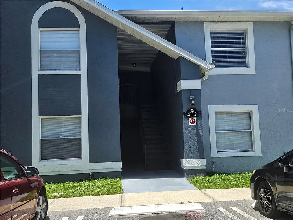 4136 Pershing Pointe Pl #4