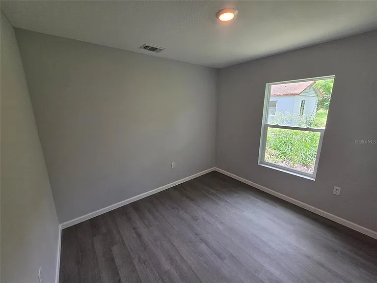 139 B St — Photo 5
