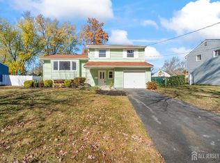 31 Deerfield Rd, East Brunswick, NJ 08816