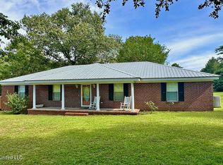 2020 Browntown Rd, Leakesville, MS 39451
