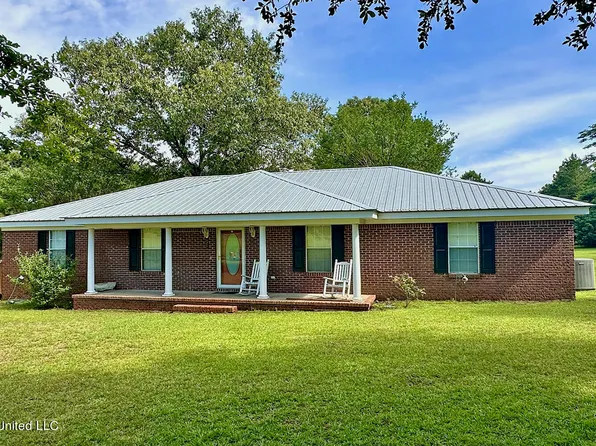 2020 Browntown Rd, Leakesville, MS 39451