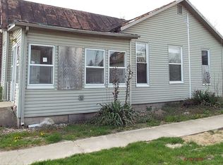 505 N 1st St, Pierceton, IN 46562
