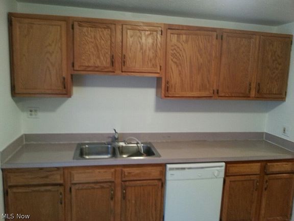 4th image of 4878 Banbury Ct #I