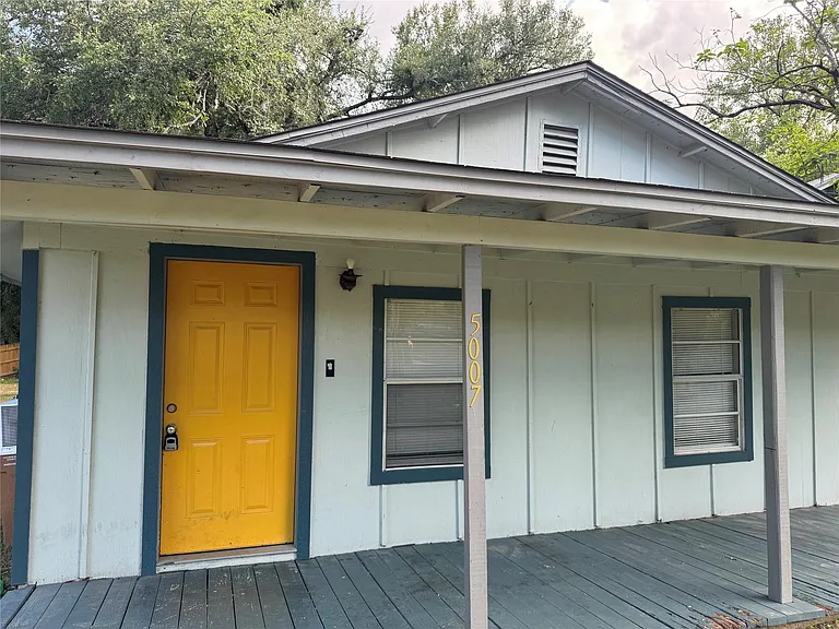 5007 Heflin Ln — Photo 3