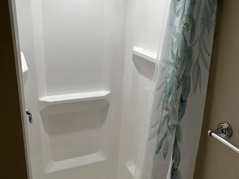 406 Hickory Cir — Photo 20