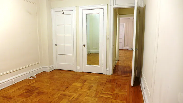 Rented by Metropolitan Equities | media 9