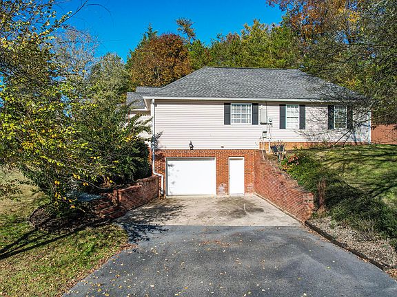 3rd image of 636 Tennessee Nursery Rd NW