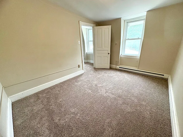 1224 Eckert Avenue — Photo 27