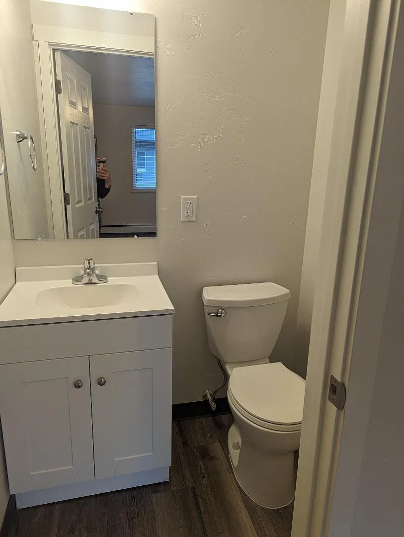 1360 Glenwood Ave — Photo 1