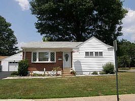 Home for Sale in Folsom, Pennsylvania $223,900