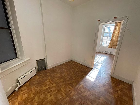 3rd image of 163 E 99th St APT 2