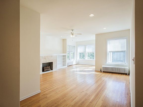 4th image of 1983 W Lawrence Ave #4806-2