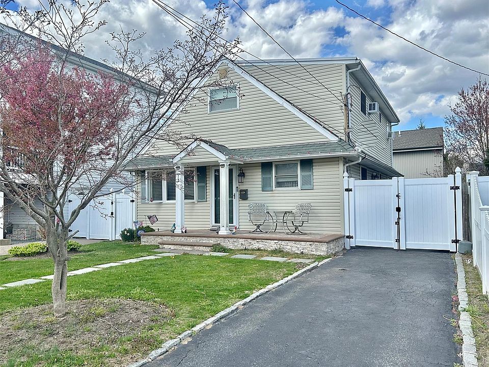 1st image of 19 Tameling Avenue