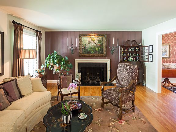 Spacious Living Room