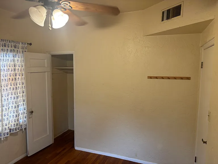 2537 N Orchard Ave — Photo 21