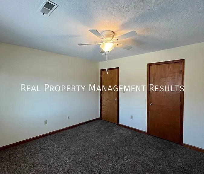 887 Claymark Way #302 — Photo 8