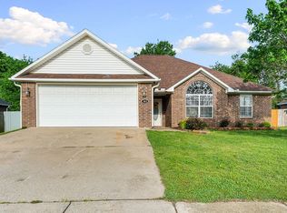 645 Lynn Dr, Pea Ridge, AR 72751