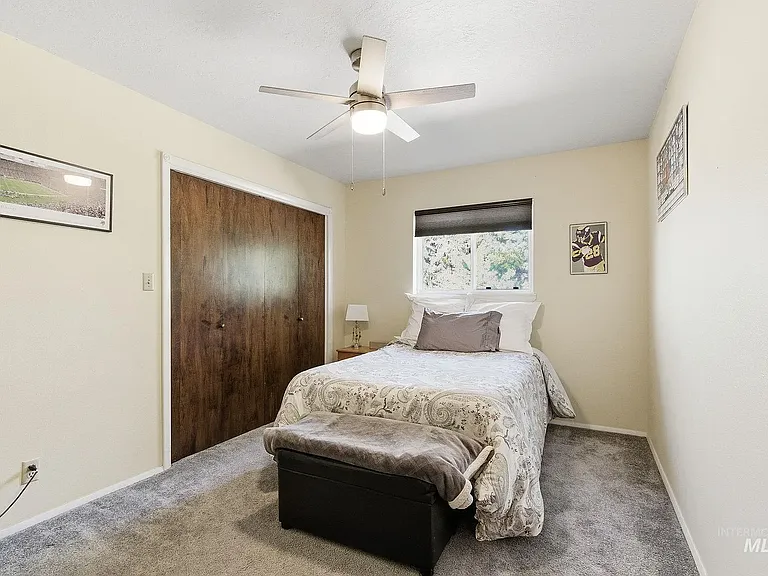 12055 W McMillan Rd — Photo 13