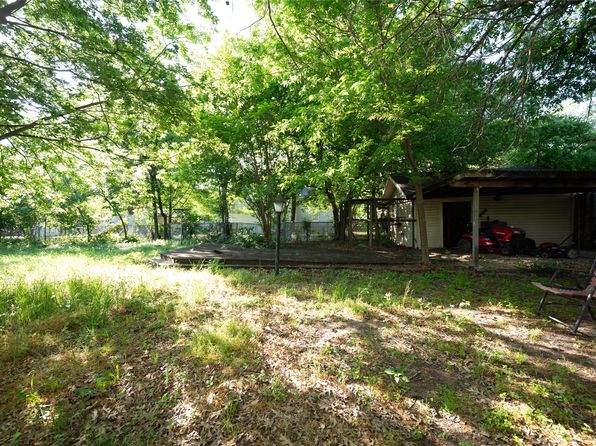 801 E Brown St, Ennis, TX 75119