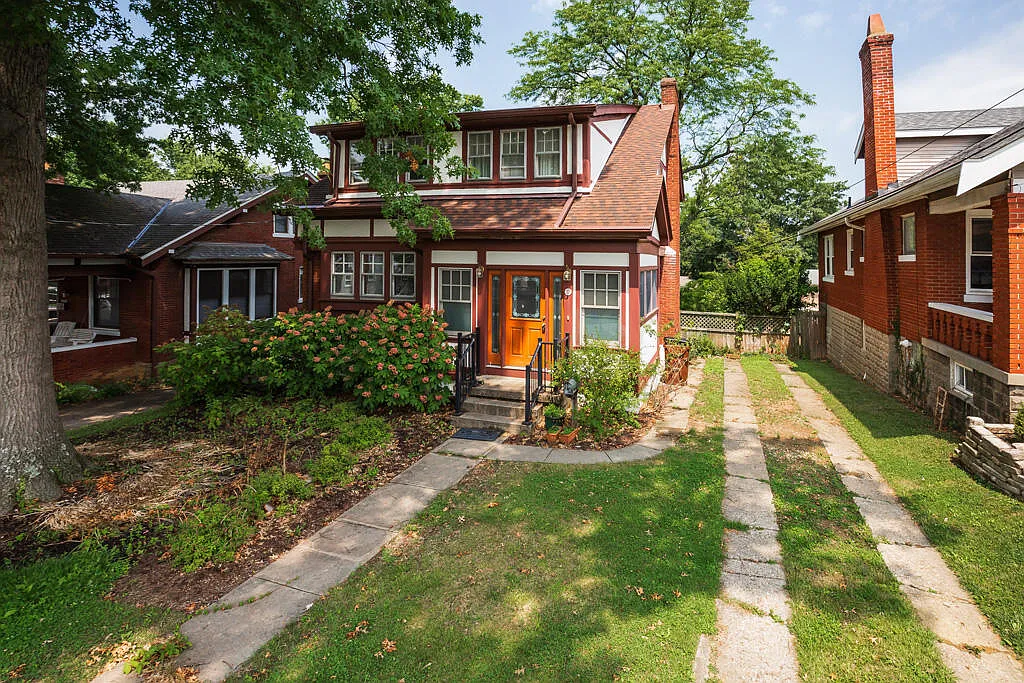 17 W Southgate Ave photo 1