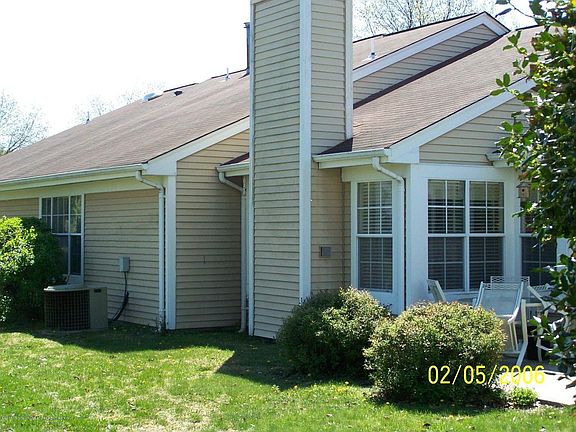 4th image of 1103A Thornbury Ln