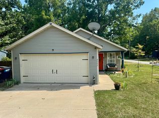 4002 E Gate Rd, Rockaway Beach, MO 65740