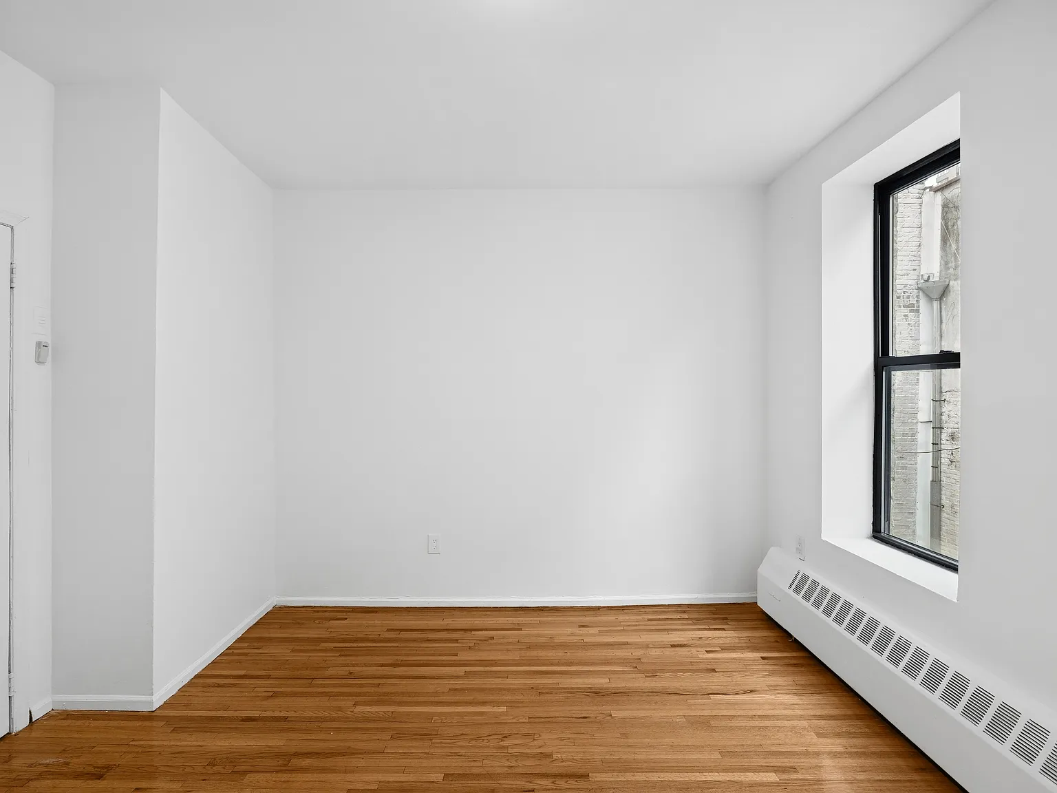 306 West 51st Street — Photo 3