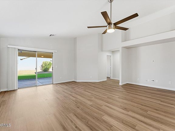 5th image of 10336 E CRESCENT Avenue