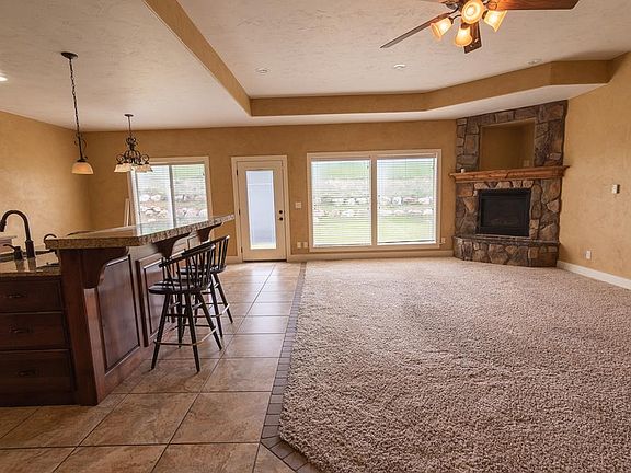 3rd image of 3805 S Boulder Creek Ln