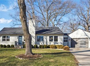 5214 Aberdeen Cir, Mission, KS 66205